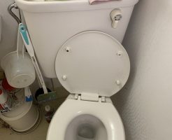 泉佐野市トイレ水漏れ